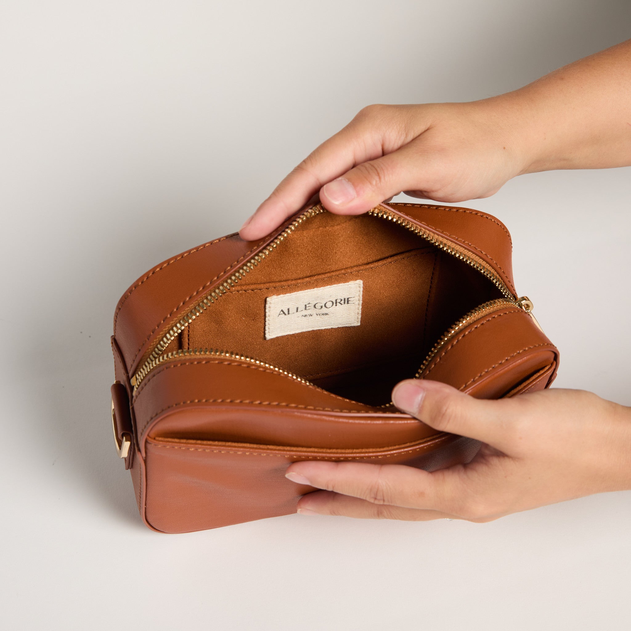 Gala Crossbody Camera Bag (Brown)